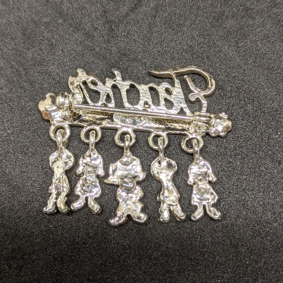 Brooch - Picture 2 of 2